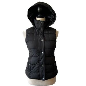 Abercrombie & Fitch Black Hooded Front Zip Puffer Vest Cozy Warm Size XS